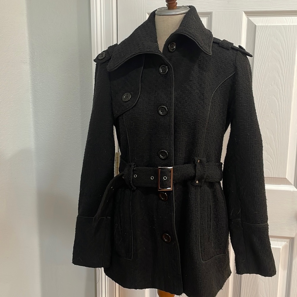 Yoki NY Coat Outerwear Collection black wool polyester blend belted women’s M